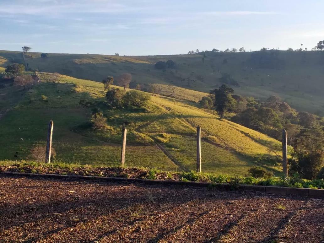 Pousada Som das Águas Bueno Brandão Exterior foto